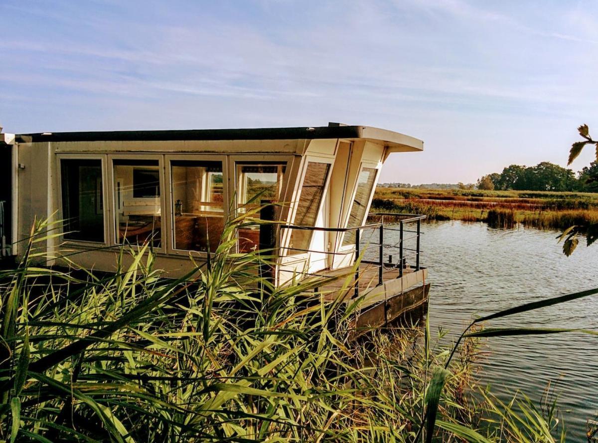 Urlauberschiff Neptun Im Ostseebad פרראו מראה חיצוני תמונה