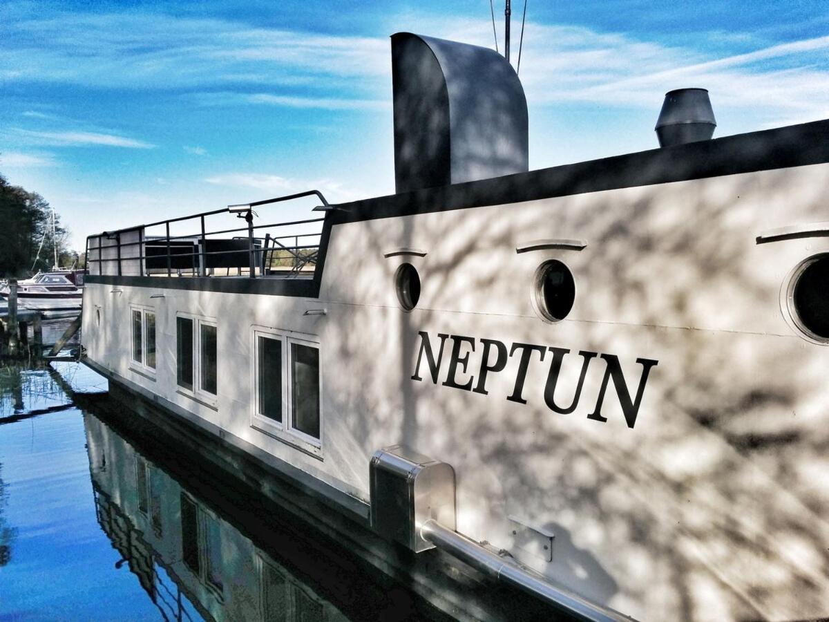 Urlauberschiff Neptun Im Ostseebad פרראו מראה חיצוני תמונה